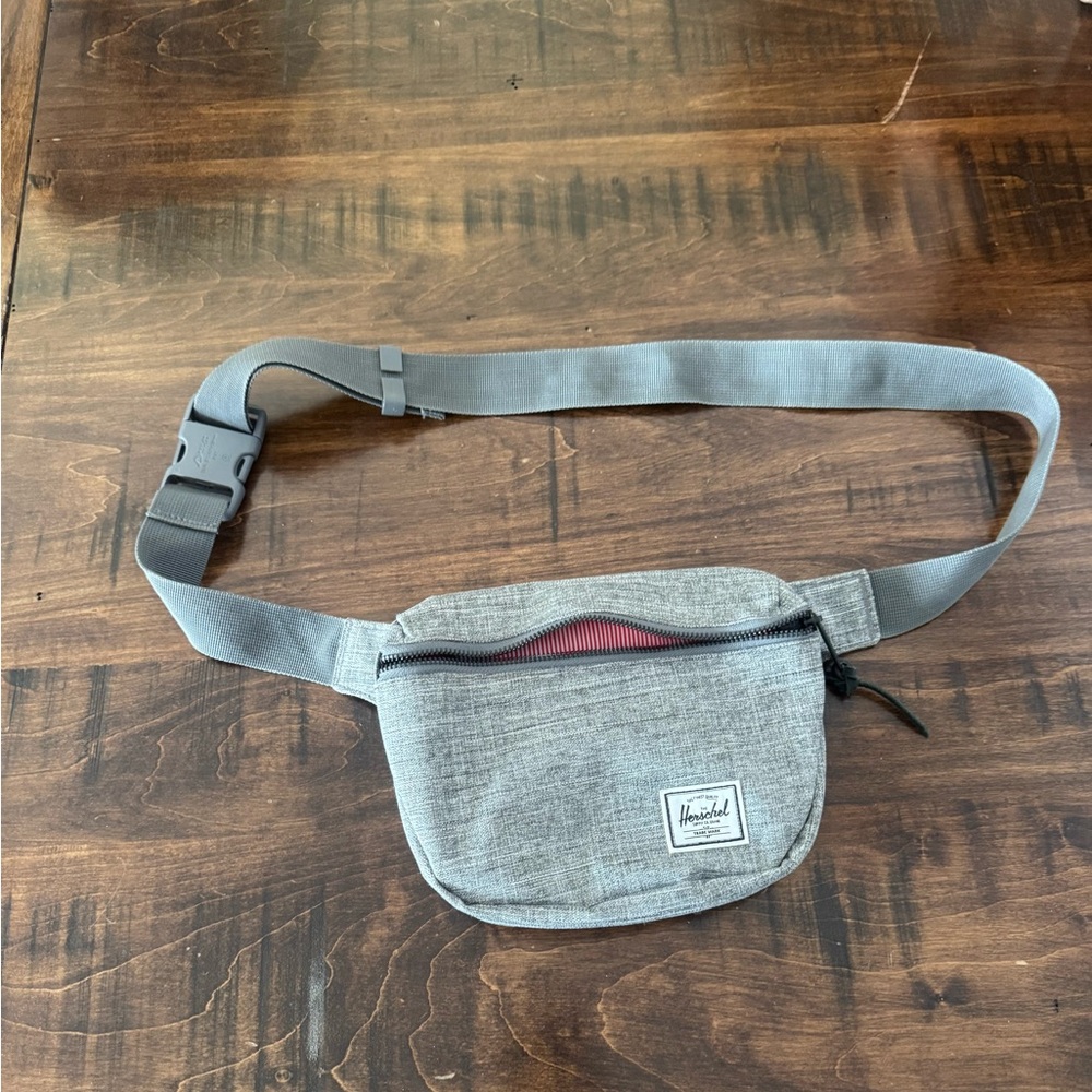 Herschel fanny pack